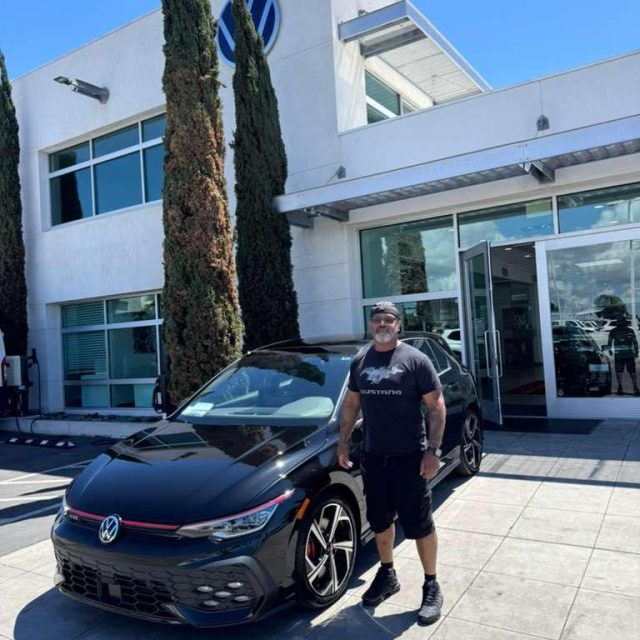 Big congrats to Edward on his brand new 2026 VW GTI from @nationalcityvw! 🚙🎉

Welcome to the GTI club!

#2026VWGTI #volkswagengti #nationalcityvolkswagen #nationalcityvw #mileofcars
