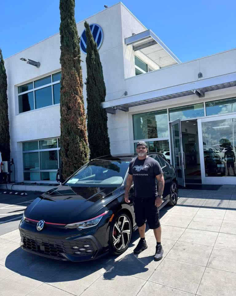 Big congrats to Edward on his brand new 2026 VW GTI from @nationalcityvw! 🚙🎉

Welcome to the GTI club!

#2026VWGTI #volkswagengti #nationalcityvolkswagen #nationalcityvw #mileofcars