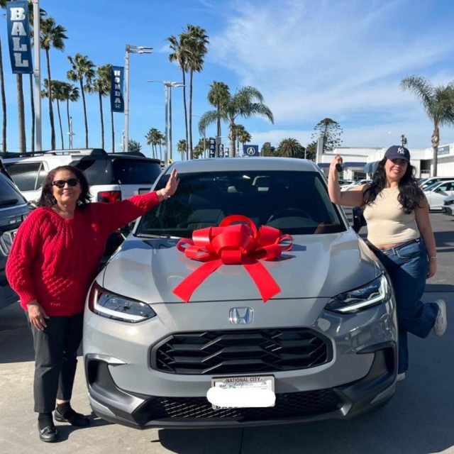Congratulations to Isabel on the new ride! 🎉🚙

Coming in from Corona, CA, she was referred to Oscar by Mrs. Guadalupe, one of our past Ball Honda customers, and found the perfect fit: a Honda HR-V Sport in a gorgeous Urban Gray 🩶

Welcome to the @ballhonda_sd family, Isabel. Enjoy every mile! 🛣️

#BallHonda #HondaHRV #HRVSport #MileofCars