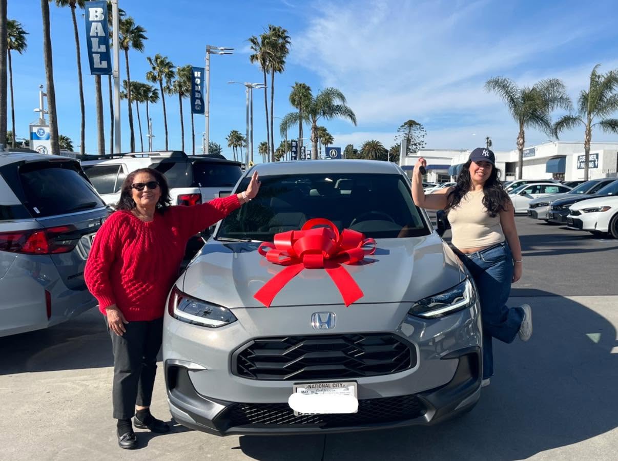 Congratulations to Isabel on the new ride! 🎉🚙

Coming in from Corona, CA, she was referred to Oscar by Mrs. Guadalupe, one of our past Ball Honda customers, and found the perfect fit: a Honda HR-V Sport in a gorgeous Urban Gray 🩶

Welcome to the @ballhonda_sd family, Isabel. Enjoy every mile! 🛣️

#BallHonda #HondaHRV #HRVSport #MileofCars