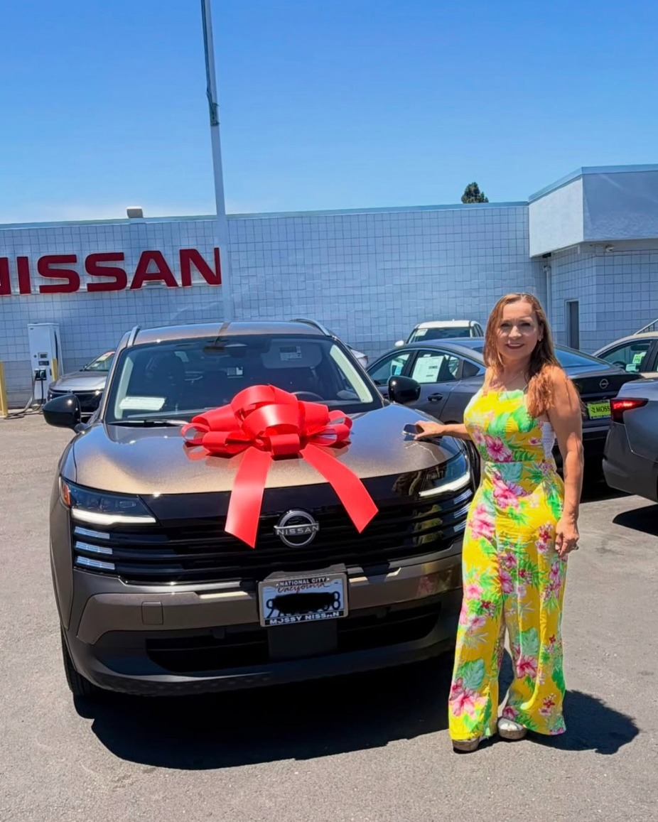 Congratulations to Blanca on her new 2026 Nissan Kicks from @mossynissannationalcity!

Thank you to @sold_by_saul for your assistance in getting her into her dream vehicle 🚗

#MileofCars #2026NissanKicks #MossyNissanNationalCity #MossyNissan