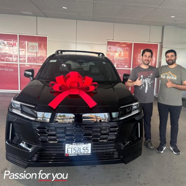 Congratulations to our newest @toyotadaltonus family members on the delivery of their new vehicles! 🚗✨

📍 Visit us in National City or start shopping anytime at ToyotaDalton.com.

#MileofCars #DaltonToyota #sandiegotoyotadealership