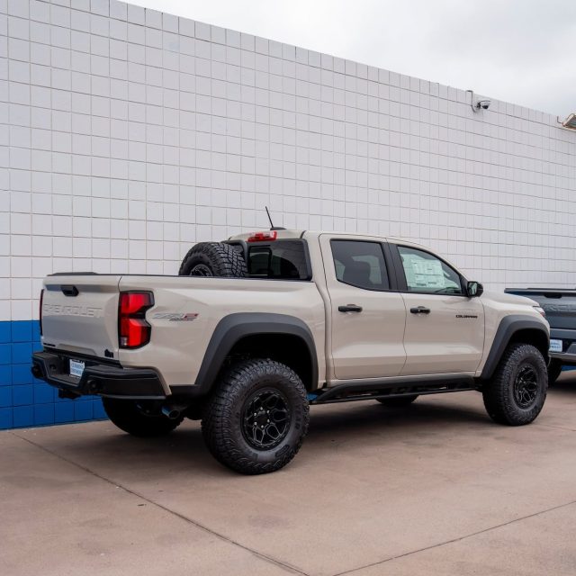 This 2026 Chevrolet Silverado 1500 ZR2 comes in White Sands with four-wheel drive, a 6.2L EcoTec3 V8, AEV front and rear bumpers, AEV skid plates, 18-inch AEV wheels, rocker protection, and a Jet Black/Graystone leather interior 🦬🛻

Shop the Silverado ZR2 Bison at @cummingchevy in National City.

#ChevySilverado #ZR2Bison #CummingChevrolet